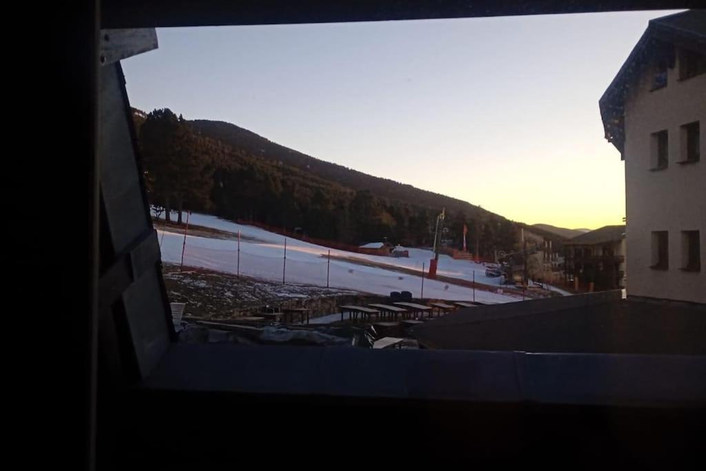 Decouverte De La Vallee D'Eyne Et Des Bains De Llo Exterior foto